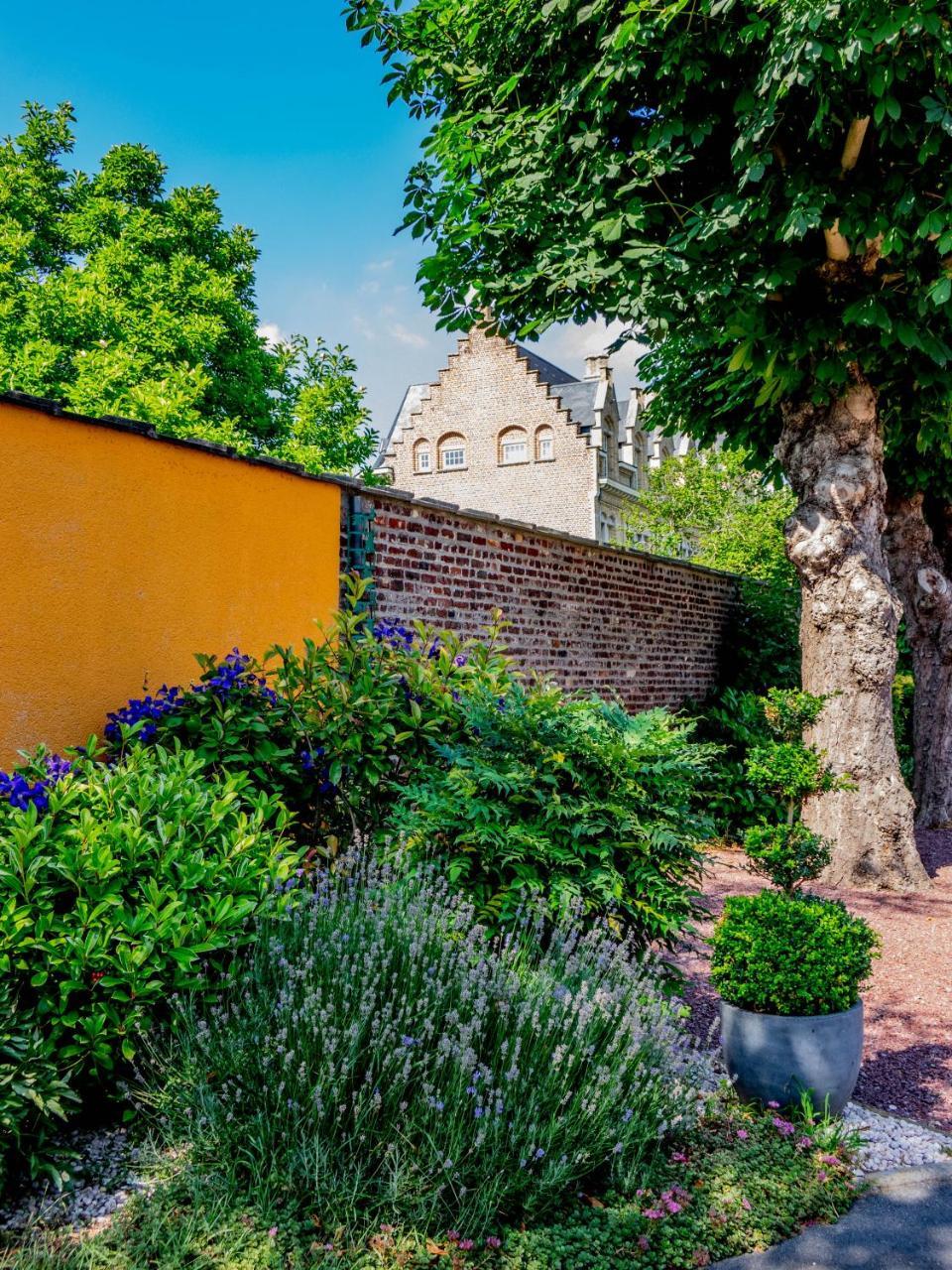 Logis - Belle Hotel, Lille-Ouest Bailleul  Exterior photo